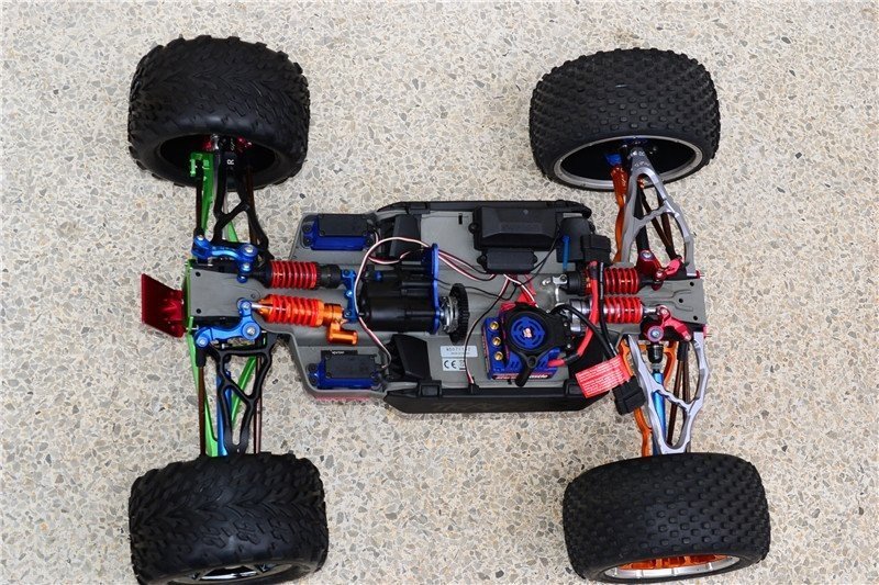 traxxas revo nitro